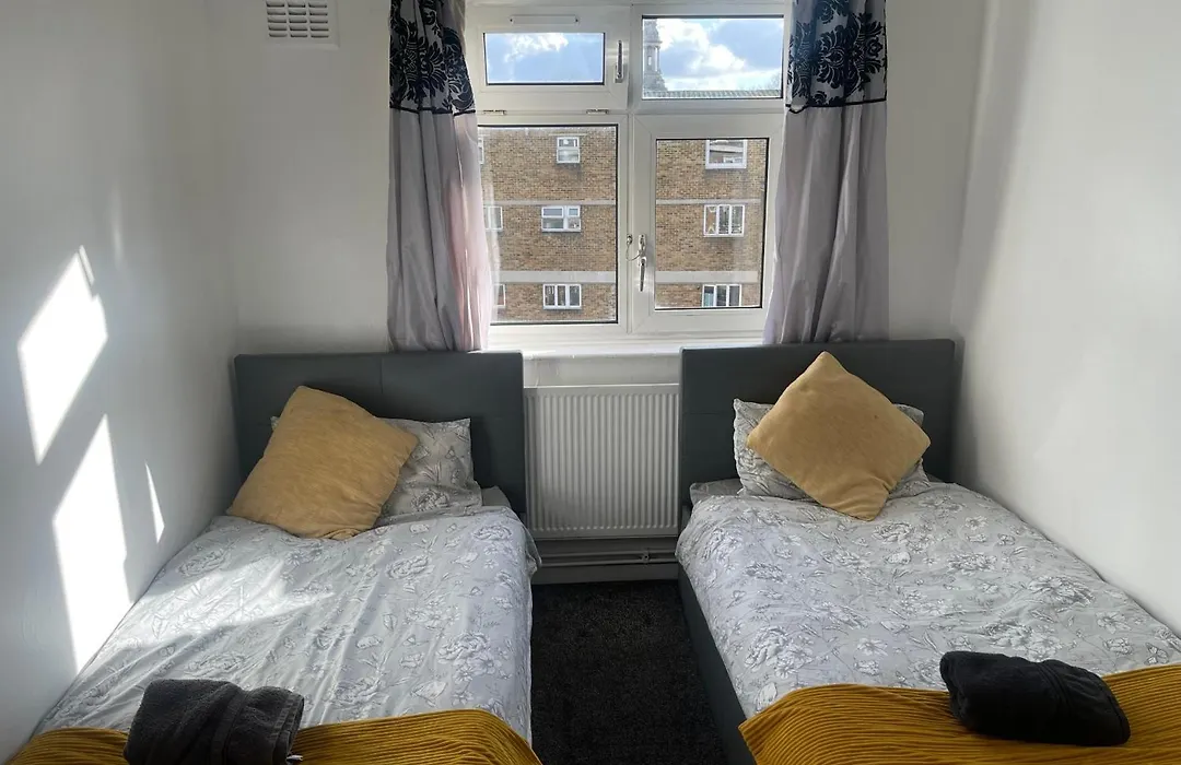 London Budget Maisonette-1